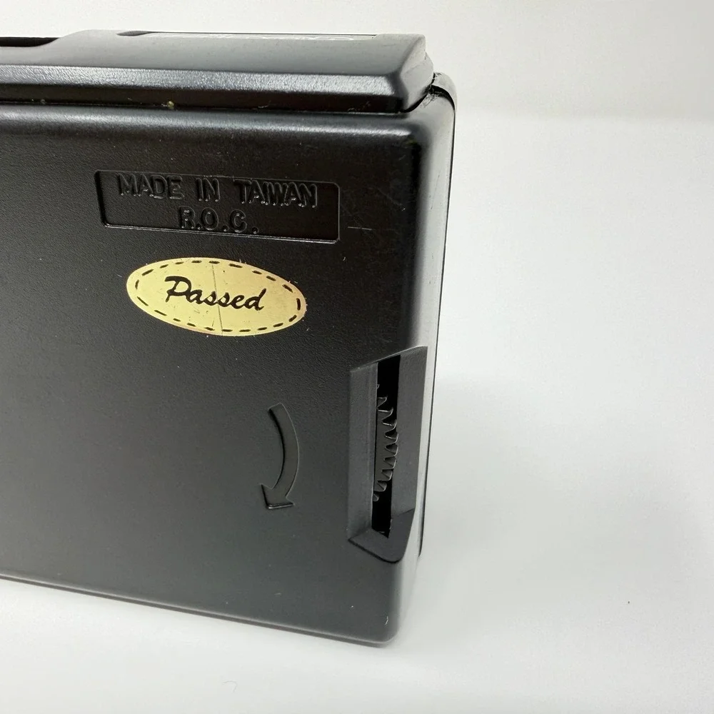 Kinon Mini Pocket 35mm Film Camera K-450HS F8/42mm With Case Vintage